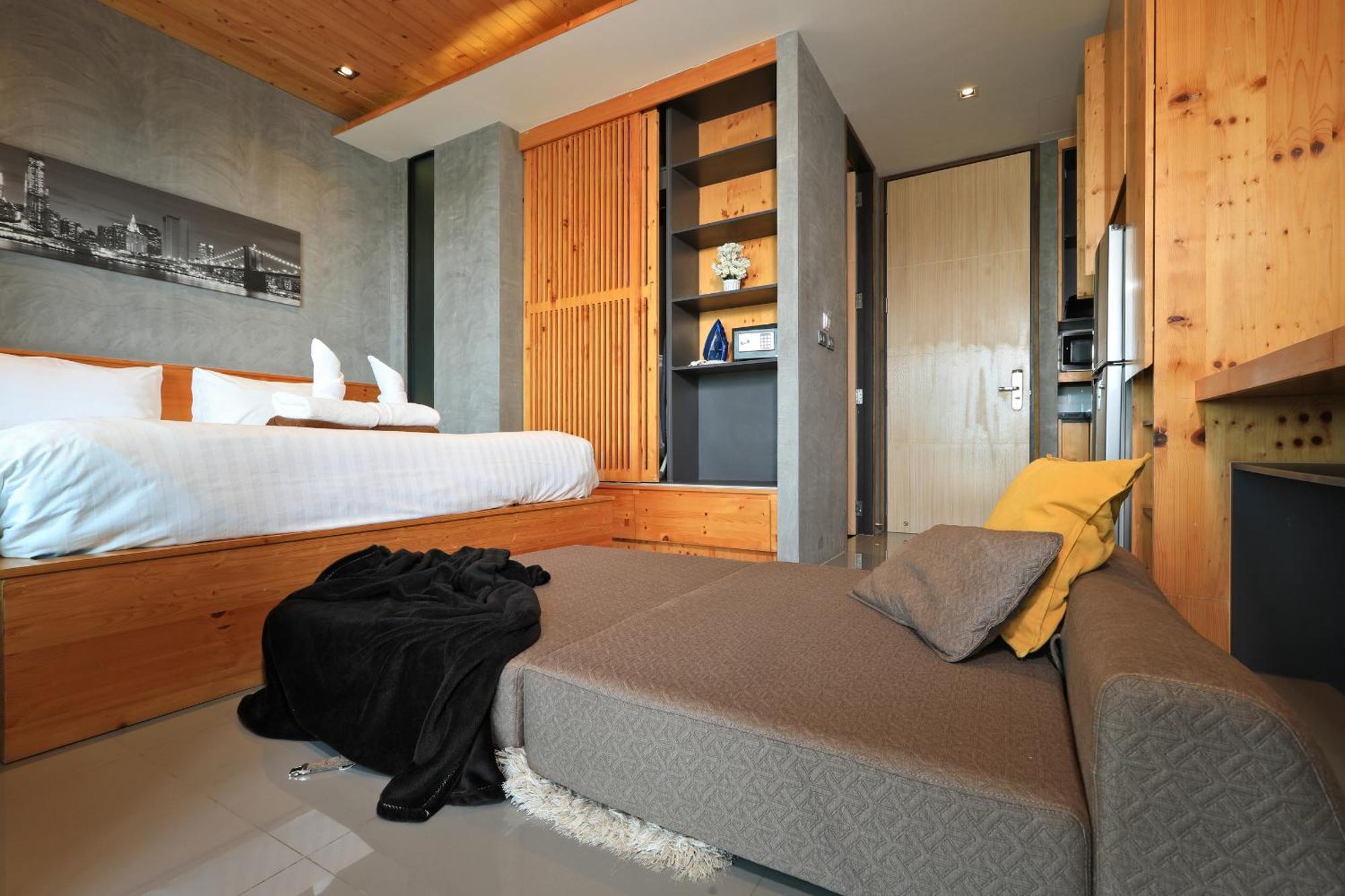 Lejlighed 1bdr Near Naiharn By Capital Pro